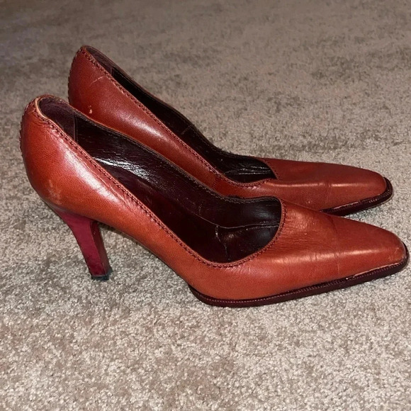 Tod’s Vintage Whiskey Leather Back Stitch Square Toe Heels - size 39 - Picture 1 of 9